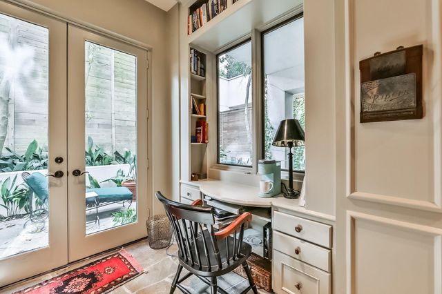 2712 Ferndale Street, Houston, TX 77098