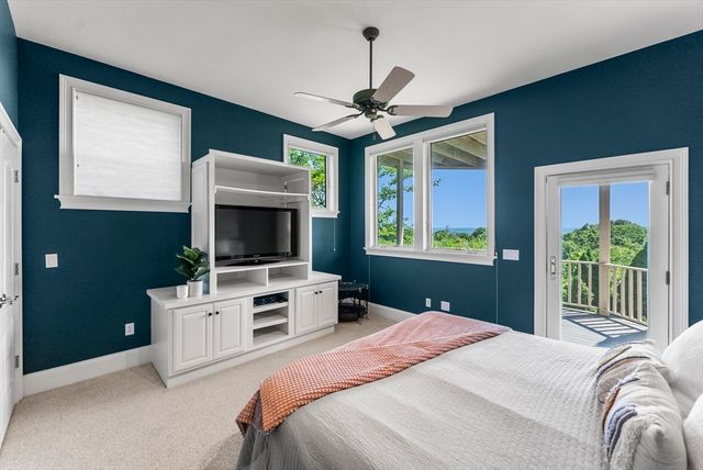 322 R Center Hill Rd, Plymouth, MA 02360