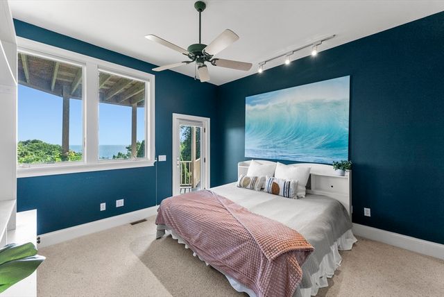 322 R Center Hill Rd, Plymouth, MA 02360
