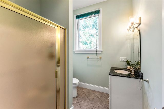 322 R Center Hill Rd, Plymouth, MA 02360