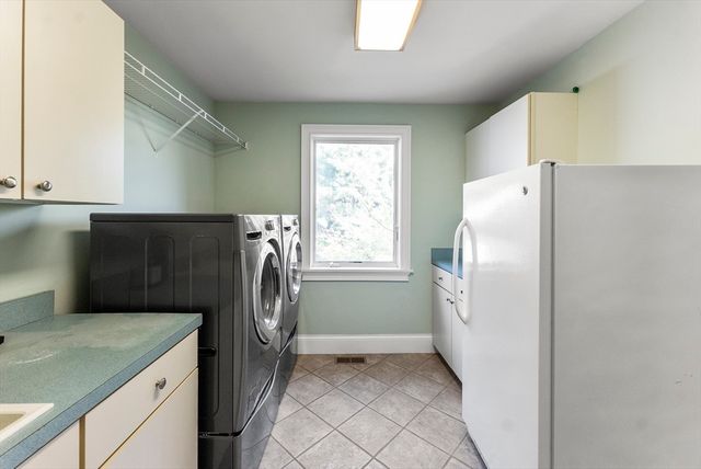 322 R Center Hill Rd, Plymouth, MA 02360