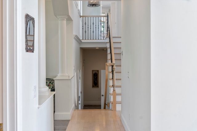 322 R Center Hill Rd, Plymouth, MA 02360