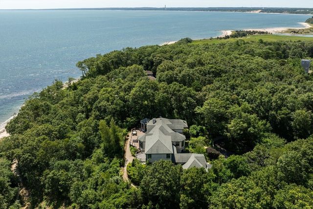 322 R Center Hill Rd, Plymouth, MA 02360