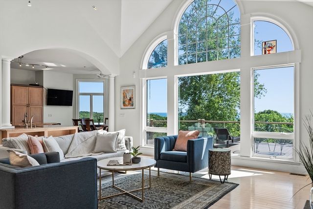 322 R Center Hill Rd, Plymouth, MA 02360
