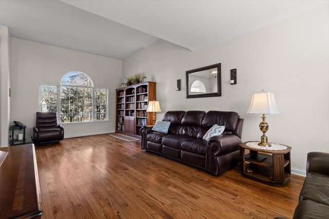 3700 Scenic Hollow Lane, Signal Mountain, TN 37377