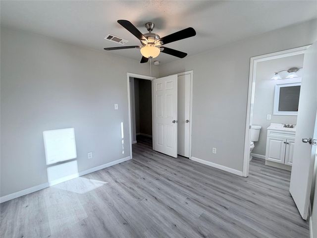 214 S Texas Street, Texas City, TX 77591