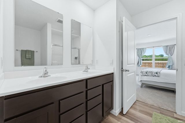 1026 Miller Woods Way, New Haven, IN 46774
