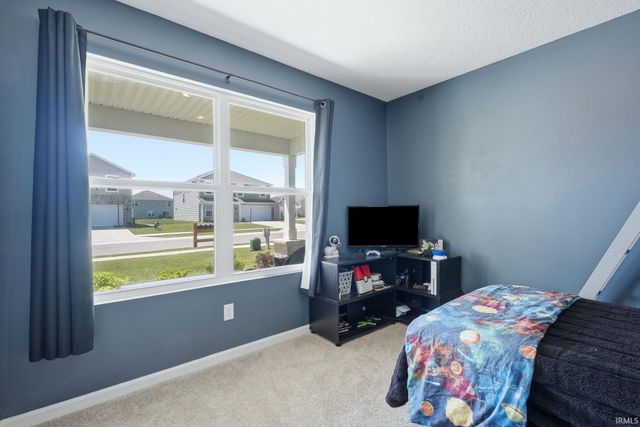 1026 Miller Woods Way, New Haven, IN 46774