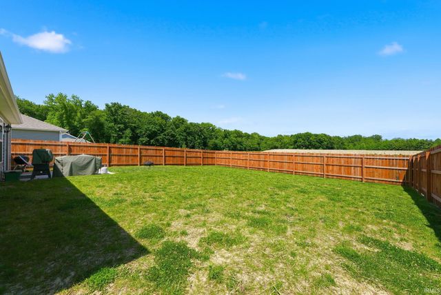 1026 Miller Woods Way, New Haven, IN 46774