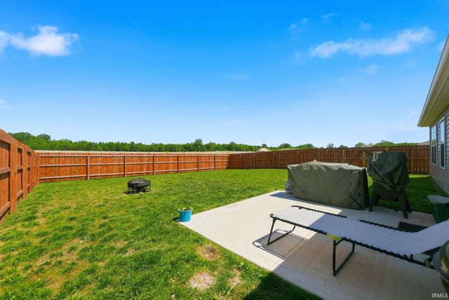 1026 Miller Woods Way, New Haven, IN 46774