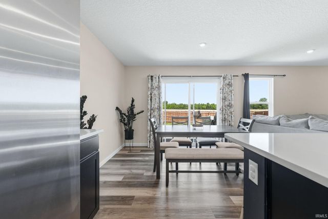 1026 Miller Woods Way, New Haven, IN 46774