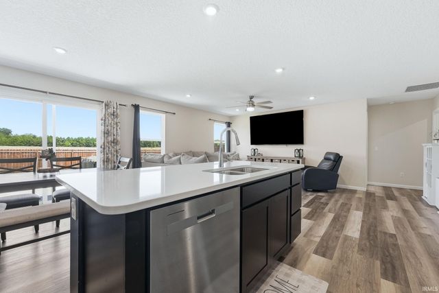 1026 Miller Woods Way, New Haven, IN 46774
