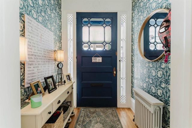 1016 WASHINGTON AVENUE, Oshkosh, WI 54901