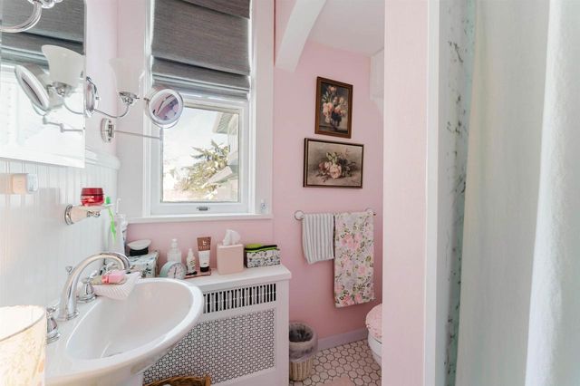 1016 WASHINGTON AVENUE, Oshkosh, WI 54901