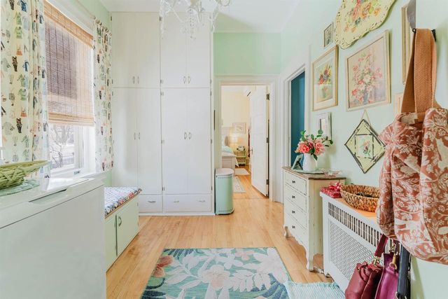 1016 WASHINGTON AVENUE, Oshkosh, WI 54901