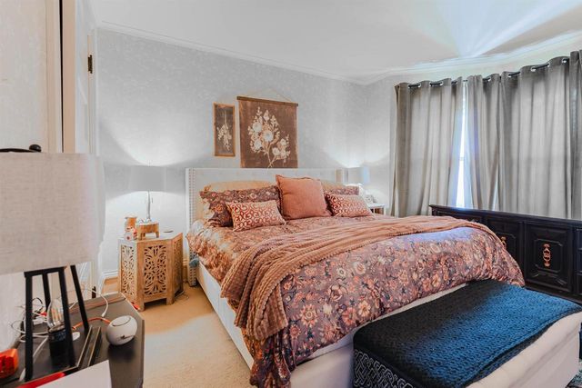 1016 WASHINGTON AVENUE, Oshkosh, WI 54901