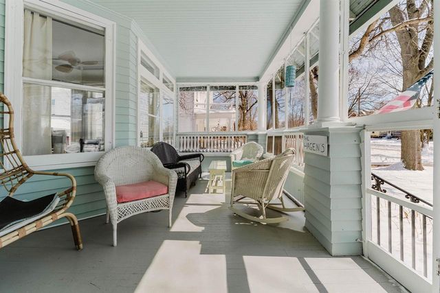 1016 WASHINGTON AVENUE, Oshkosh, WI 54901