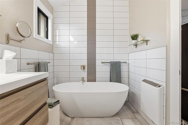 7900 E Dartmouth Avenue 60, Denver, CO 80231