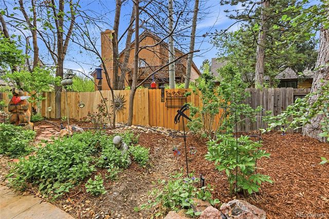 7900 E Dartmouth Avenue 60, Denver, CO 80231