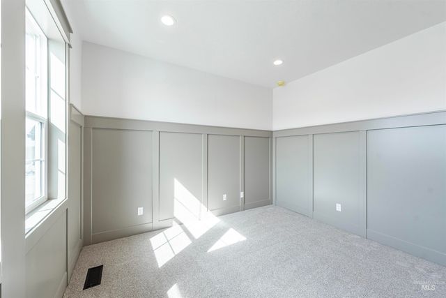 410 S Diesel Way, Boise, ID 83716