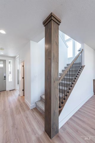 410 S Diesel Way, Boise, ID 83716