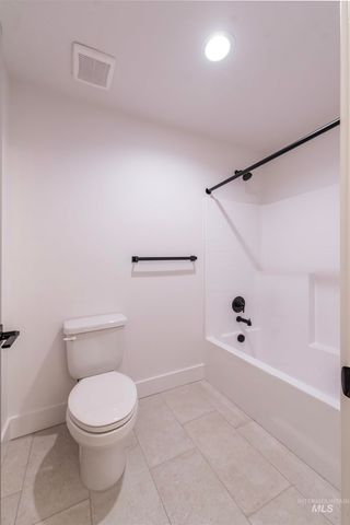 410 S Diesel Way, Boise, ID 83716