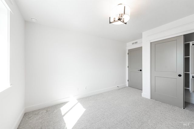 410 S Diesel Way, Boise, ID 83716