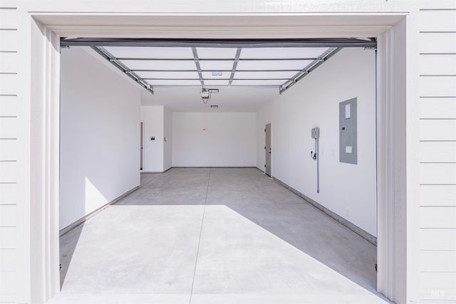 410 S Diesel Way, Boise, ID 83716