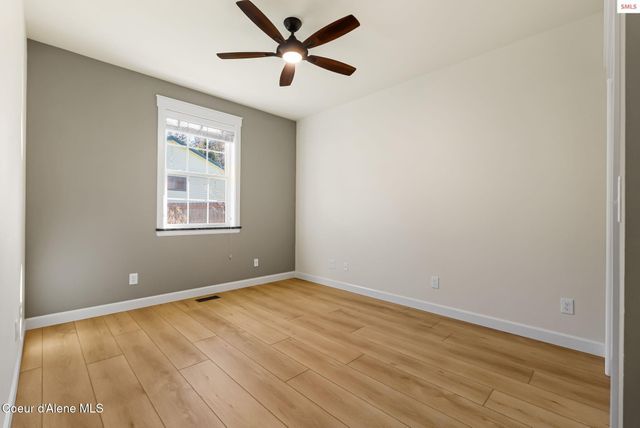 266 Syringa Heights RD, Sandpoint, ID 83864