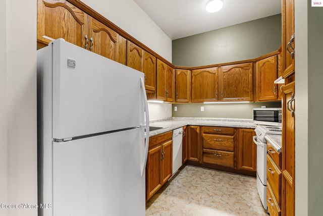 266 Syringa Heights RD, Sandpoint, ID 83864