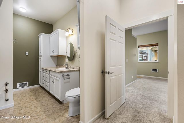 266 Syringa Heights RD, Sandpoint, ID 83864