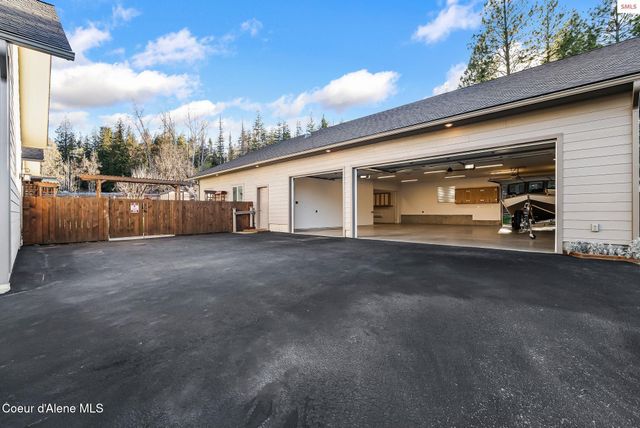 266 Syringa Heights RD, Sandpoint, ID 83864