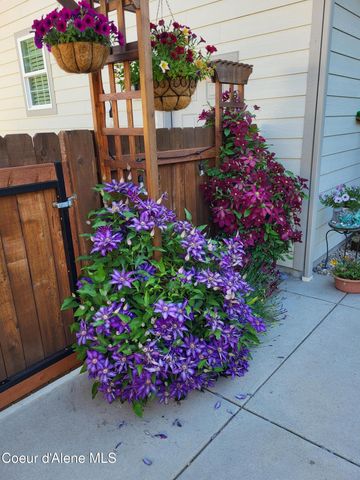 266 Syringa Heights RD, Sandpoint, ID 83864