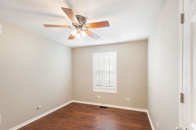 1207 Main Street Road, Spring Grove, IL 60081