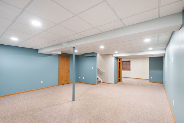 1207 Main Street Road, Spring Grove, IL 60081