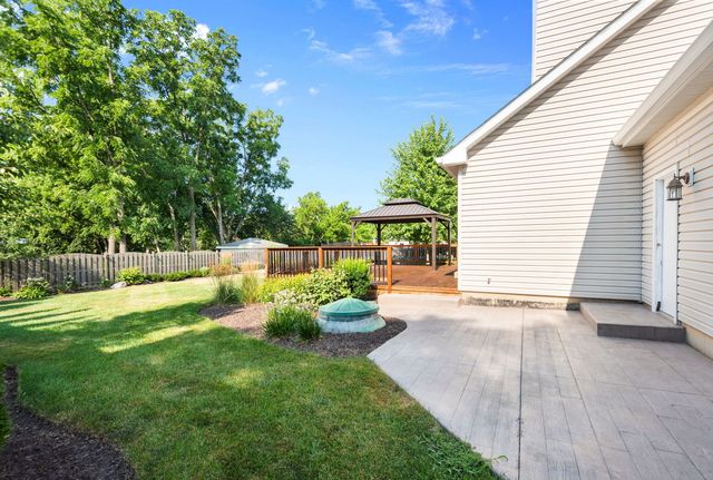 1207 Main Street Road, Spring Grove, IL 60081