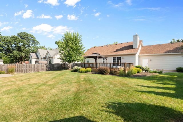 1207 Main Street Road, Spring Grove, IL 60081