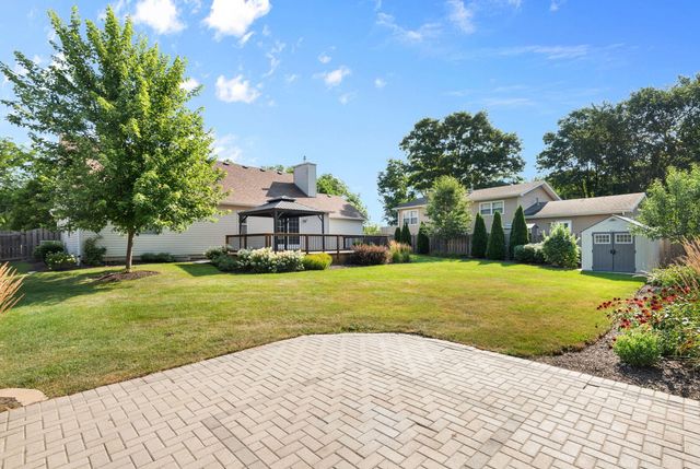 1207 Main Street Road, Spring Grove, IL 60081