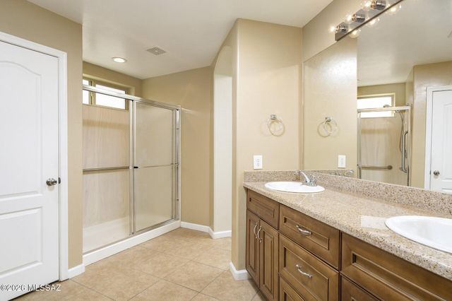 7444 E Calle Infinito, Tucson, AZ 85715