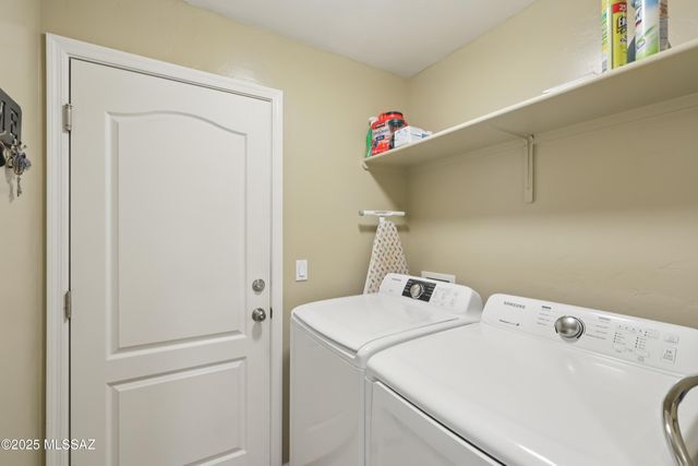 7444 E Calle Infinito, Tucson, AZ 85715