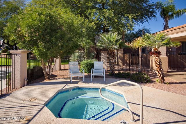 7444 E Calle Infinito, Tucson, AZ 85715