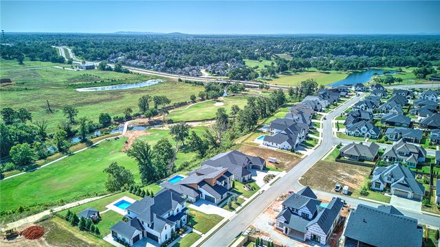 4205 S Watercrest Drive, Rogers, AR 72758