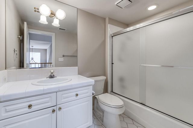 3014 W Brompton Lane, Fresno, CA 93711