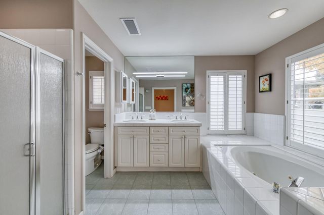 3014 W Brompton Lane, Fresno, CA 93711