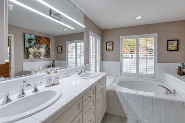 3014 W Brompton Lane, Fresno, CA 93711