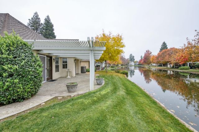 3014 W Brompton Lane, Fresno, CA 93711