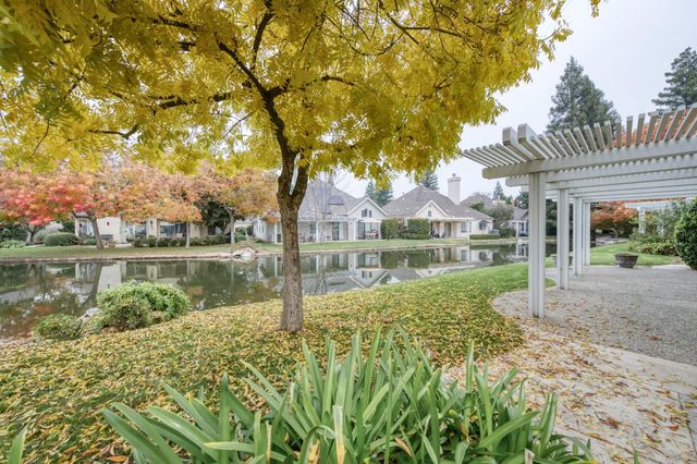 3014 W Brompton Lane, Fresno, CA 93711