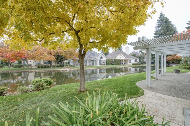 3014 W Brompton Lane, Fresno, CA 93711