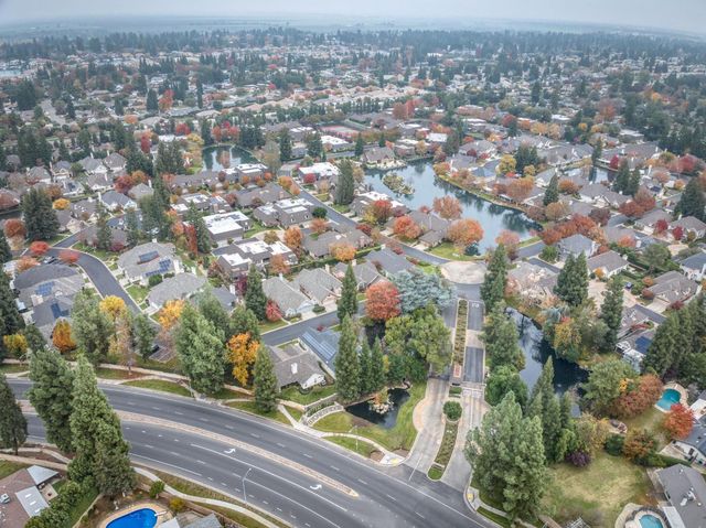 3014 W Brompton Lane, Fresno, CA 93711