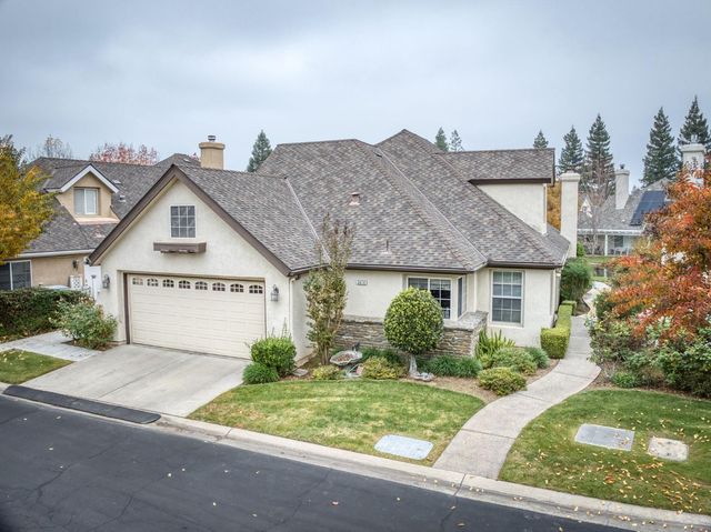 3014 W Brompton Lane, Fresno, CA 93711